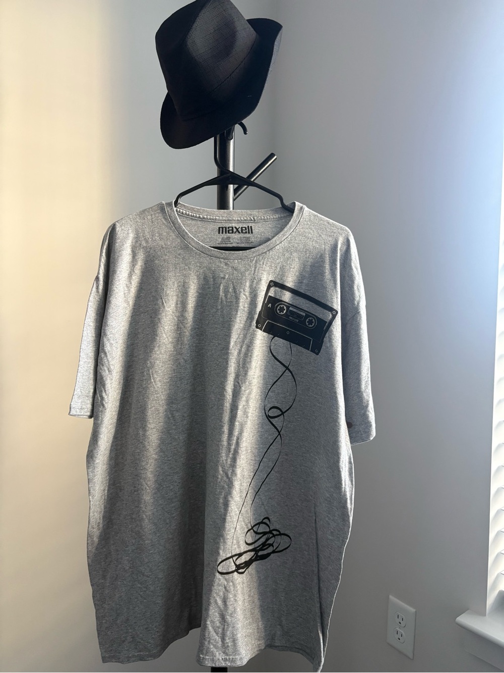 New Men's Gray T- Shirt With Unraveling Cassette Tape Design Size 2X